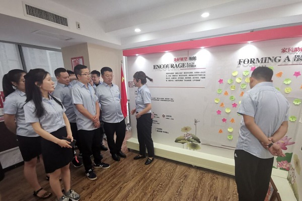 1594606554664699.jpg 参观照片01(1).jpg